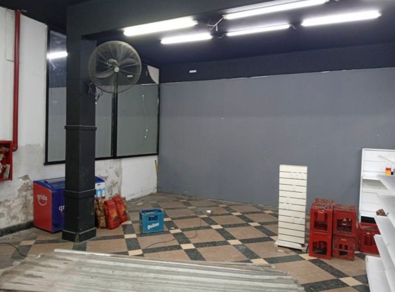 LOCAL COMERCIAL 