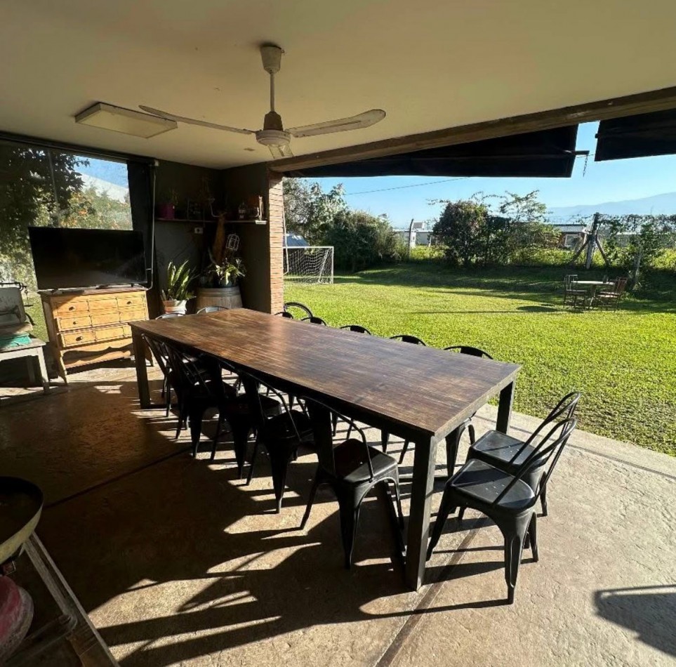 CASA EN LOS NOGALES