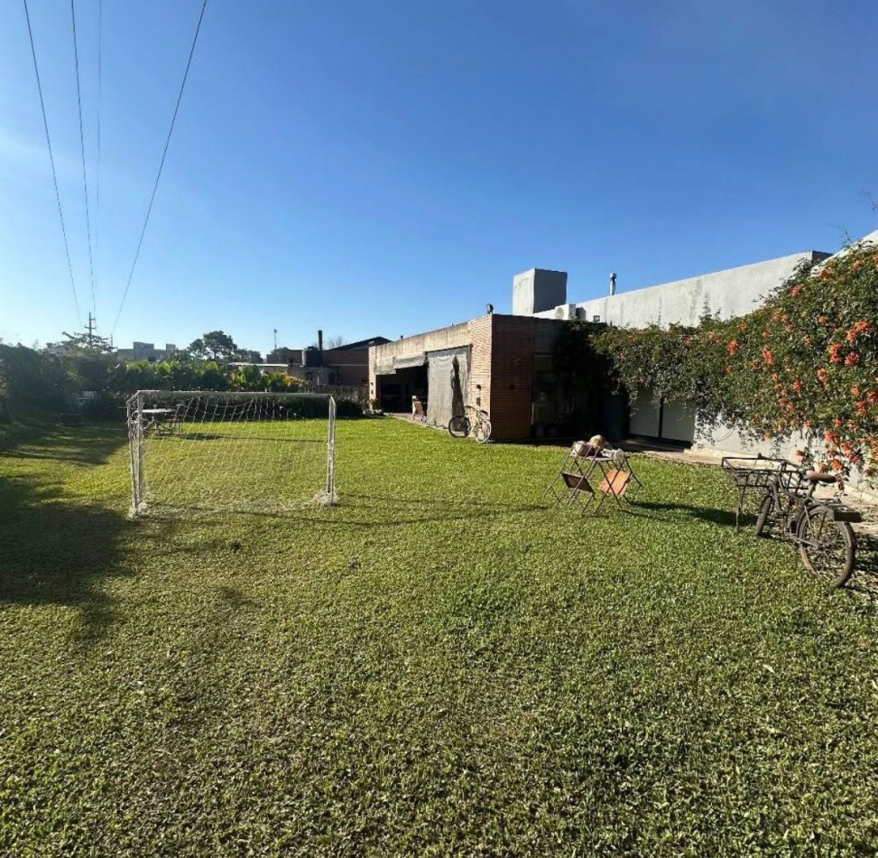 CASA EN LOS NOGALES